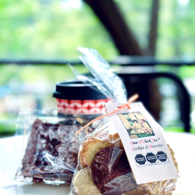 Brownie and Mint Tea