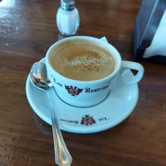 Café Con Leche