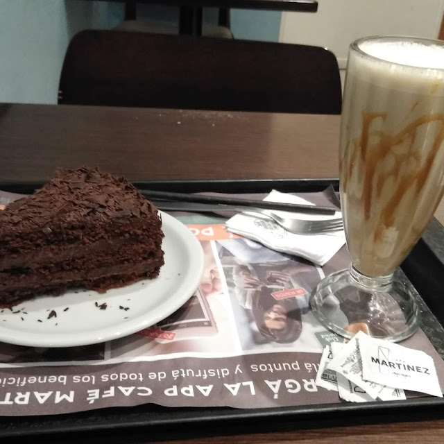 Frappucino de Dulce de Leche Y Torta Patagónica