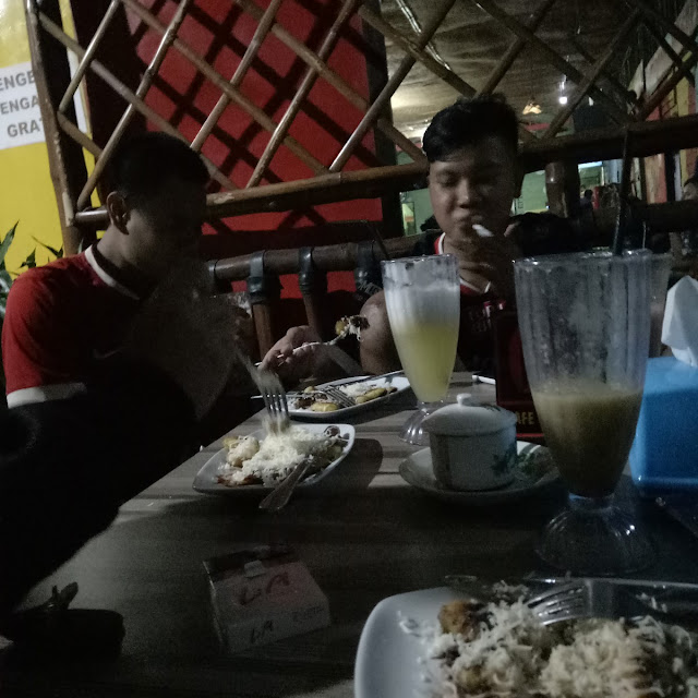 Pisang Keju Jus Alpukat Kentang Goreng