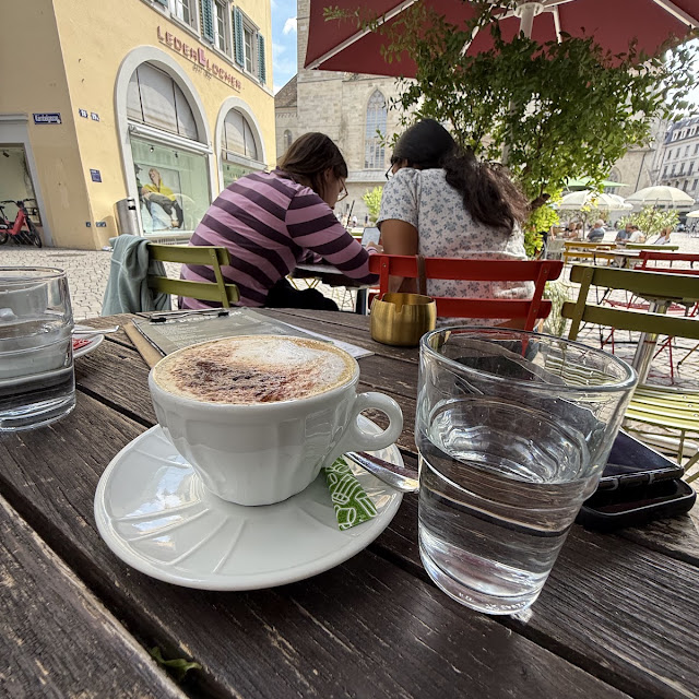 Cappuccino with Water