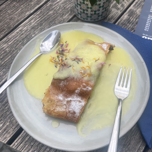 Apfelstrudel