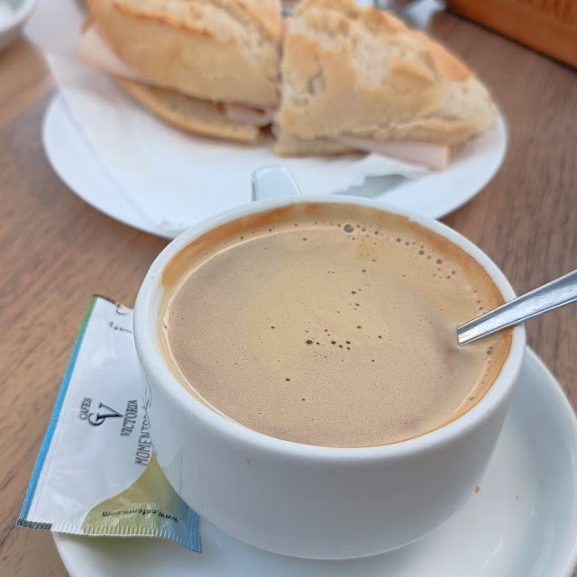 Café Con Leche