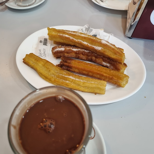 Chocolate Con Churros