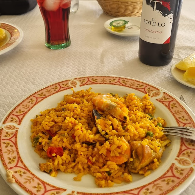Paella Mixta