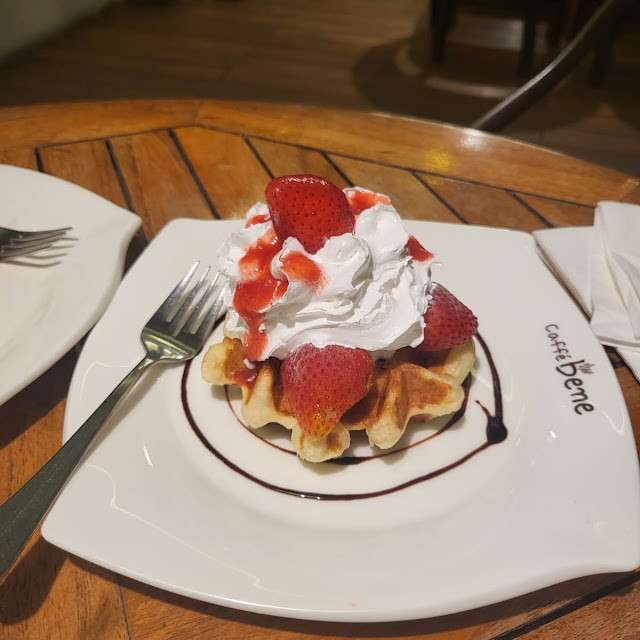 Strawberry Cream Waffle