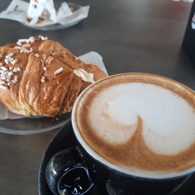 Pasta E Cappuccino