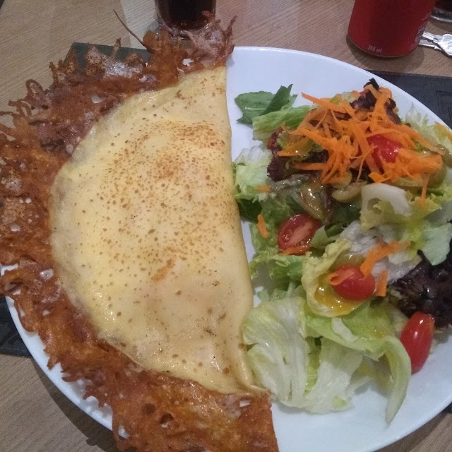 Crepe de Camarão Com Catupiry