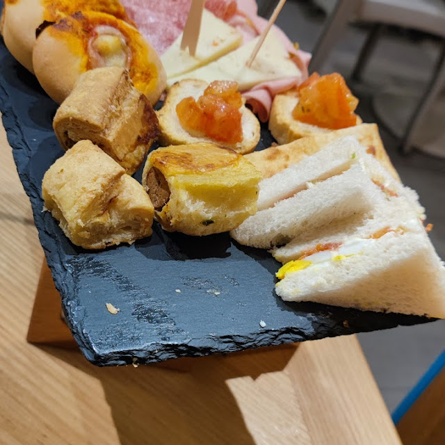 Tramezzini E Panini
