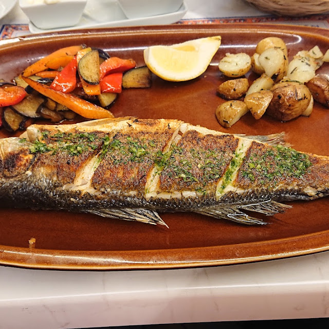 Lubina Gegrillt