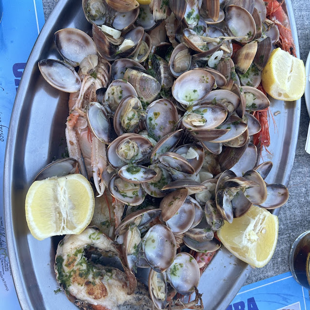 Parrillada de Mariscos Estaban Muy Pasados