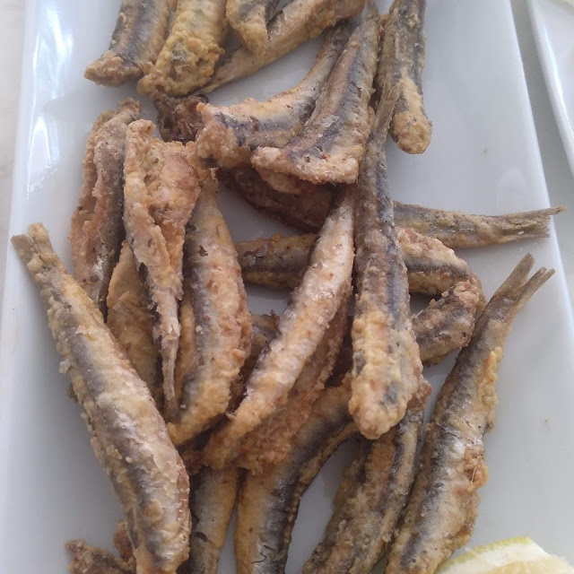 Pescaditos Frittierte Sardellen