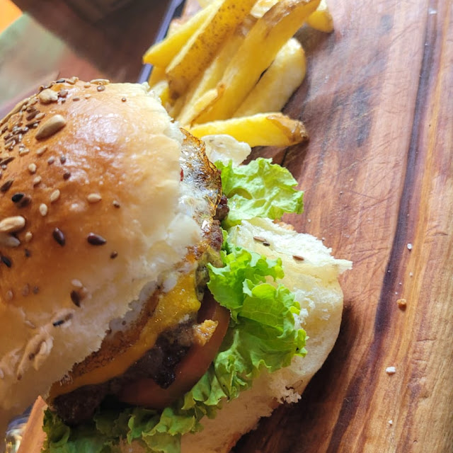Hamburguesa Clásica