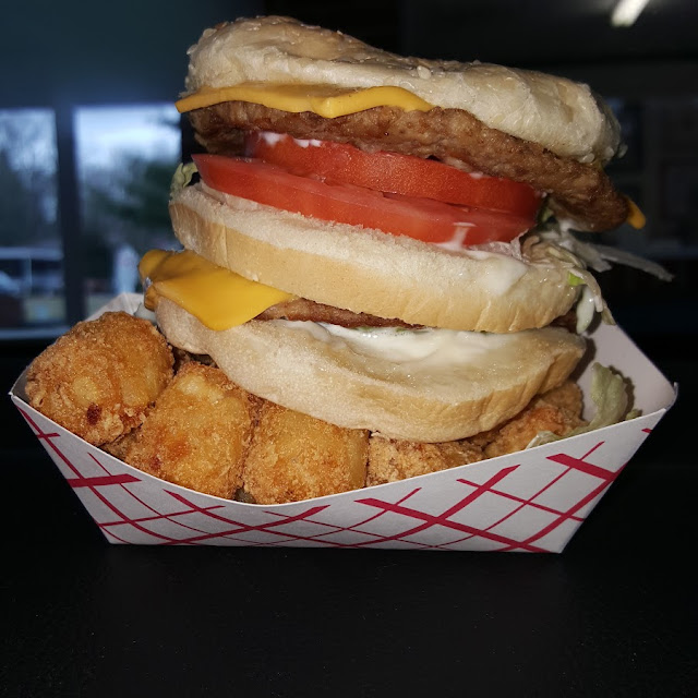 Double Cheeseburger Basket with Tots