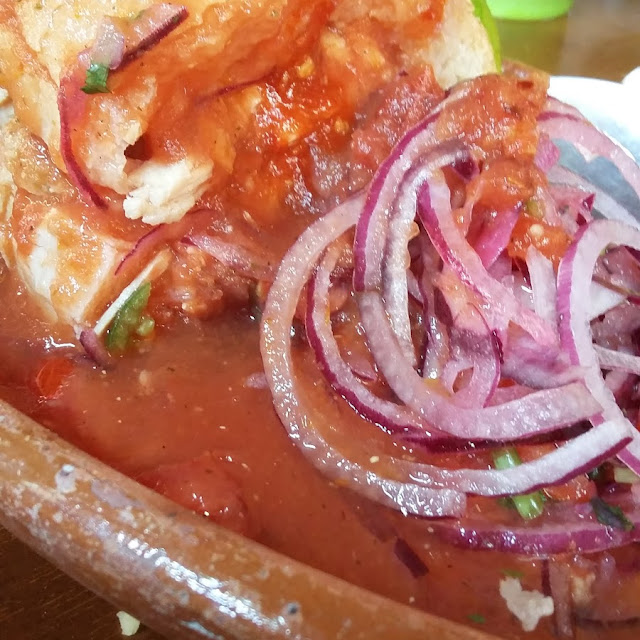 Torta Ahogada de Carnitas