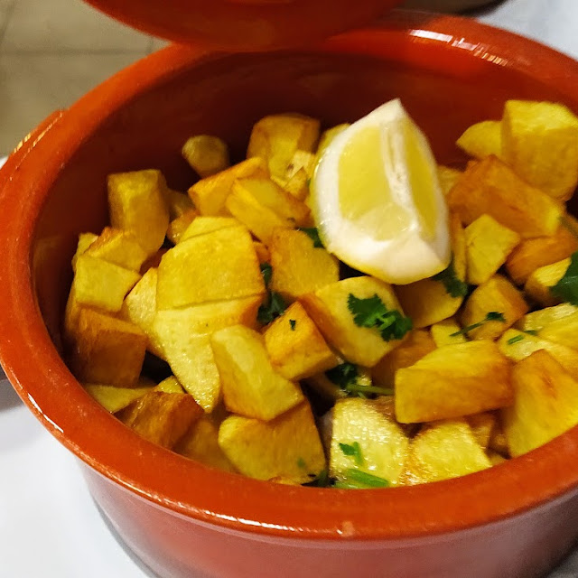 Carne de Porco à Alentejana