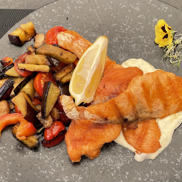 Grilled Salmon Filet