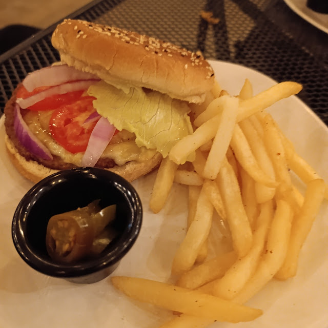 Hamburguesa Con Papas A la Francesa