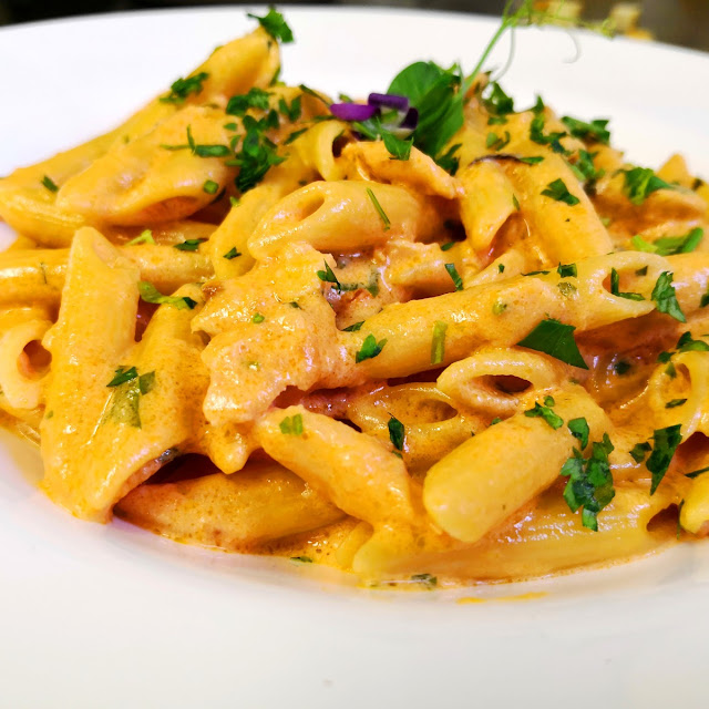 Somon Pasta