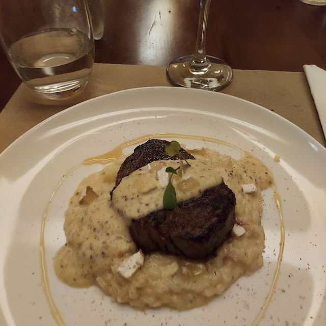 Risoto de Queijo Brie File Com Molho de Mostarda