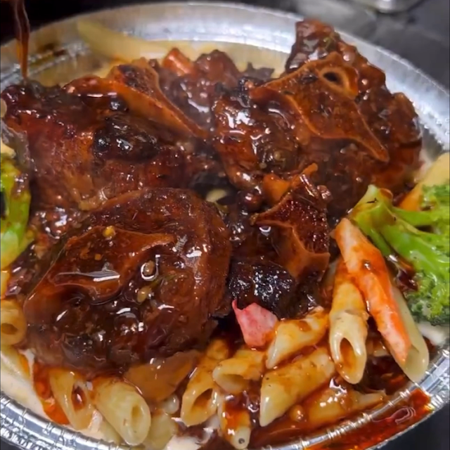 Oxtail Dreadlocks Pasta
