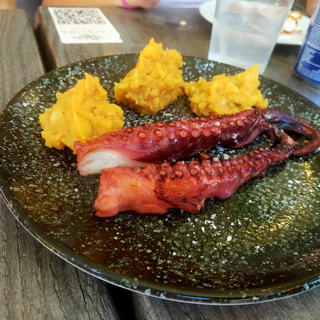 Pulpo A la Brasa