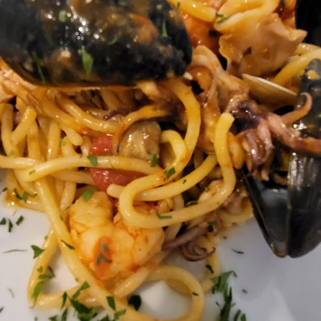 Spaghettoni Allo Scoglio