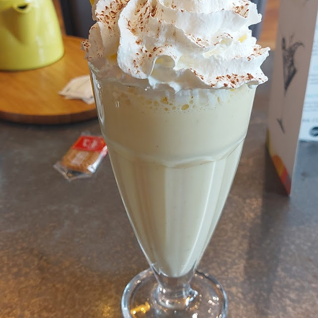 Banana Milkshake