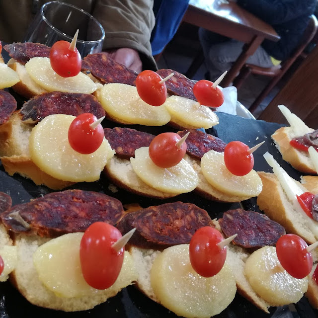 Pincho Degustación de Chorizo Patata Y Tomatito Cherry