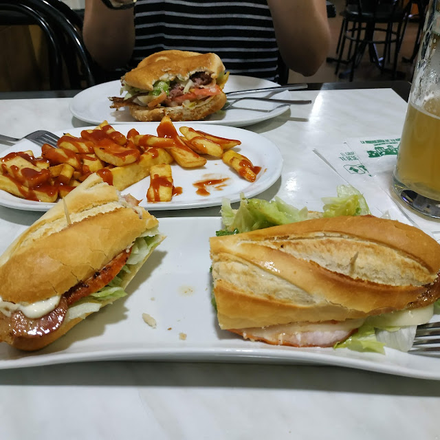 Lomo Beicon Y Queso Y Lechuga