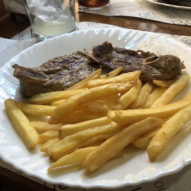 Churrasco Con Patatas Fritas