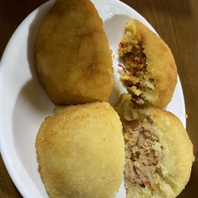 Patata Rellena Carne Atún