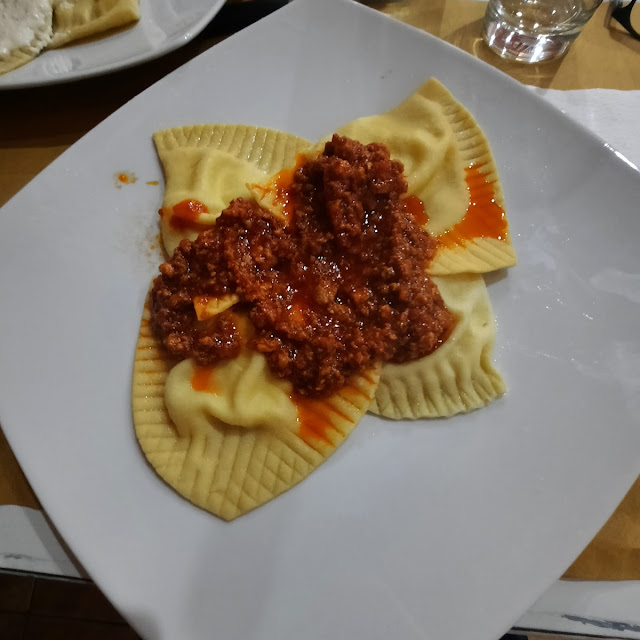 Tortelli Burro E Salvia