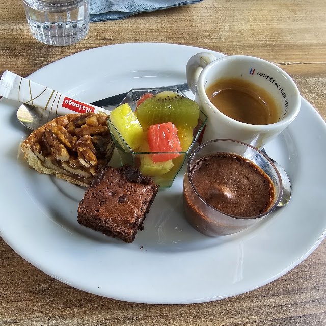 Café Gourmand