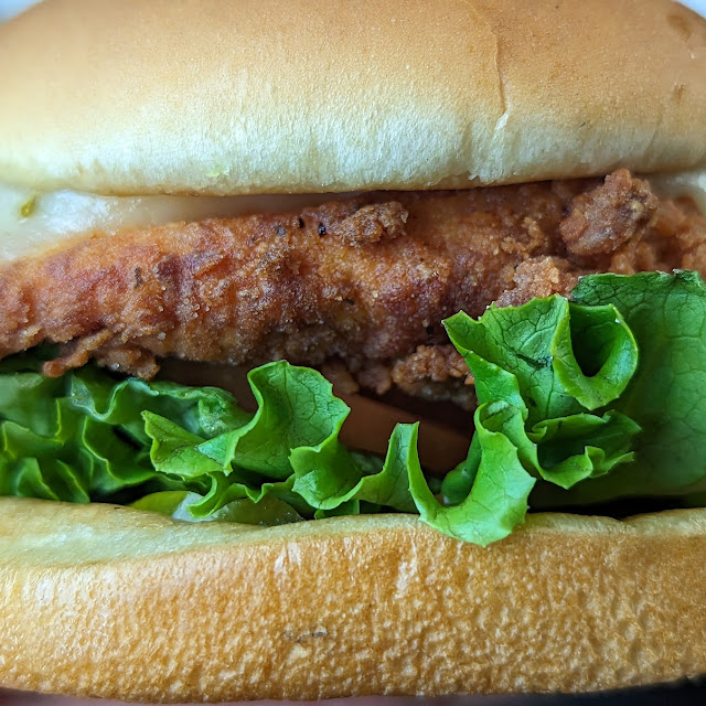 Spicy Deluxe Sandwich