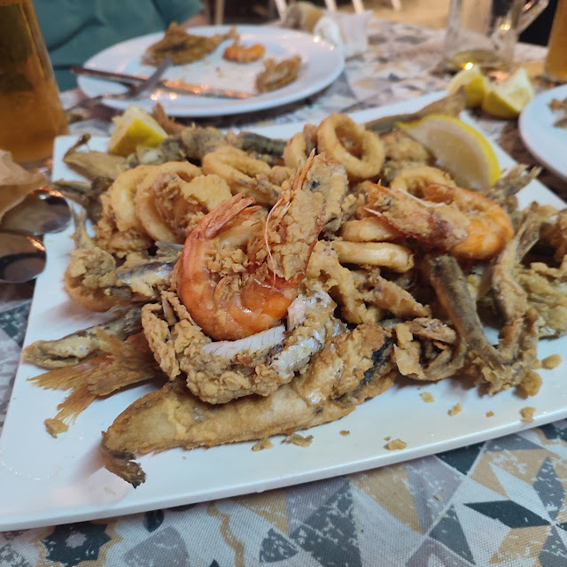 Variado de Pescado Frito