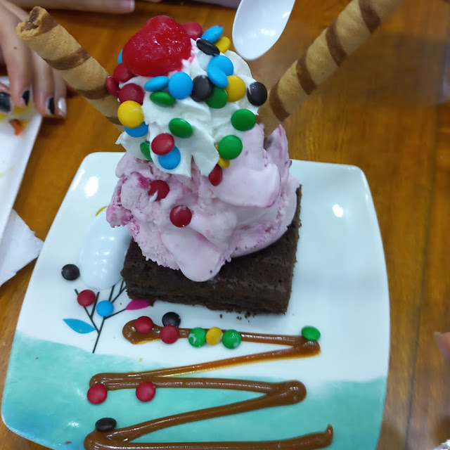 Brownie Con Helado