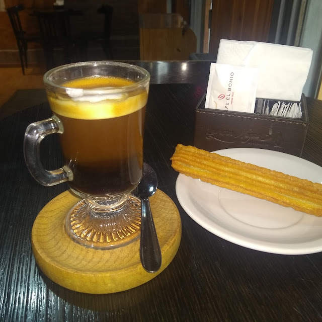 Churros Rellenos Con Dulce de Leche