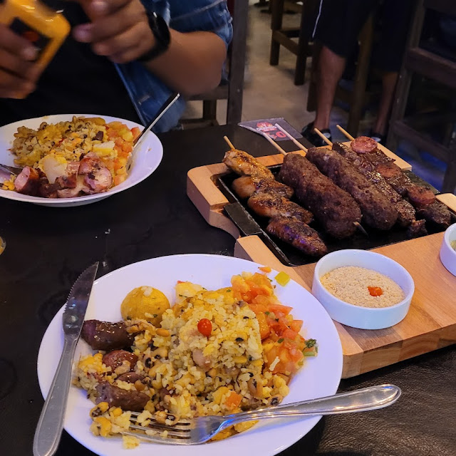 Baião de Dois Mais Vinagrete E Churrasco