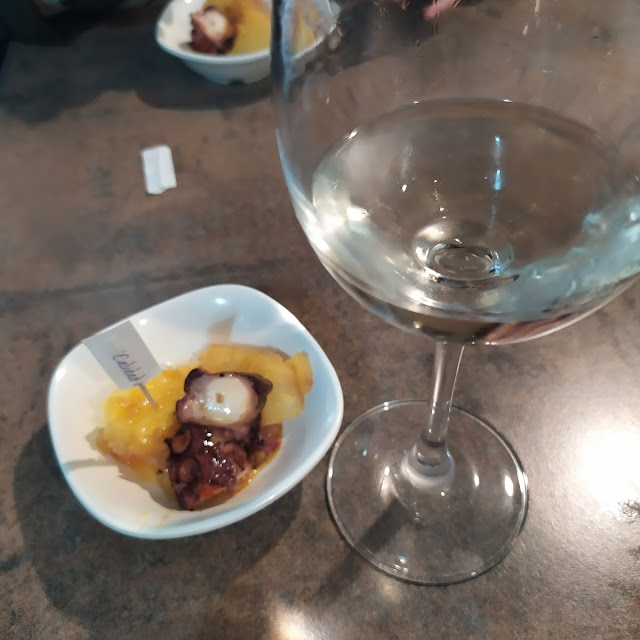 Capricho Con Pincho de Pulpo