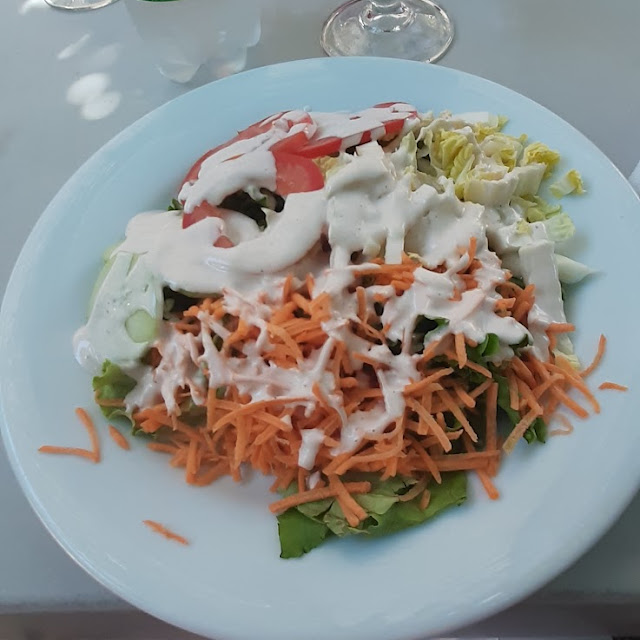 Salad Composee