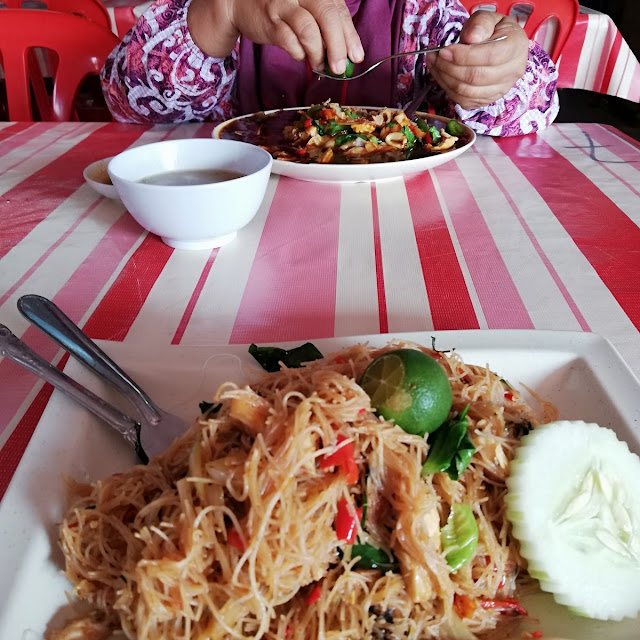 Bee Hoon Tomyam