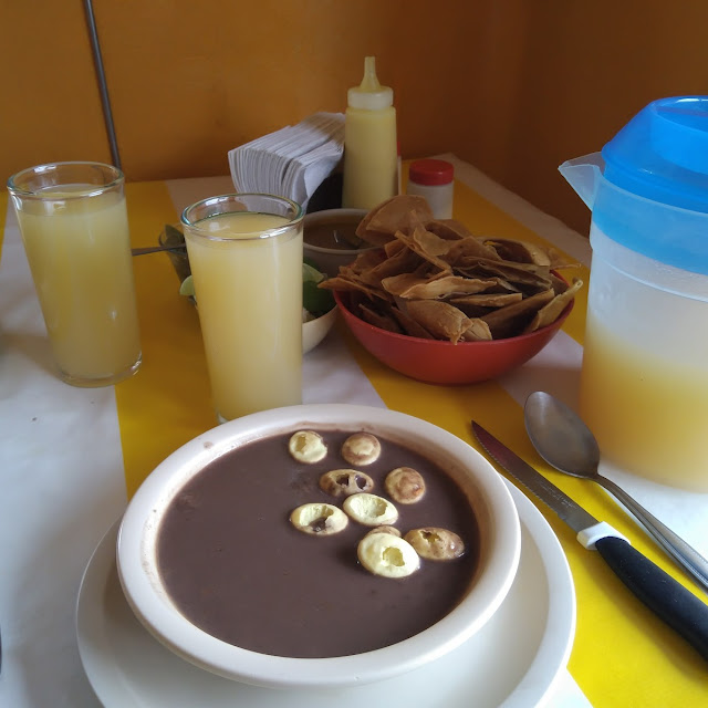 Crema de Frijol
