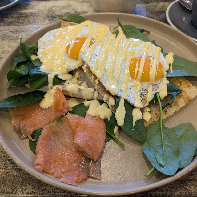 Fried Eggs Benedict with Smoked Salmon