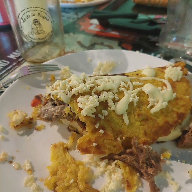 Cachapa de Carne Mechada