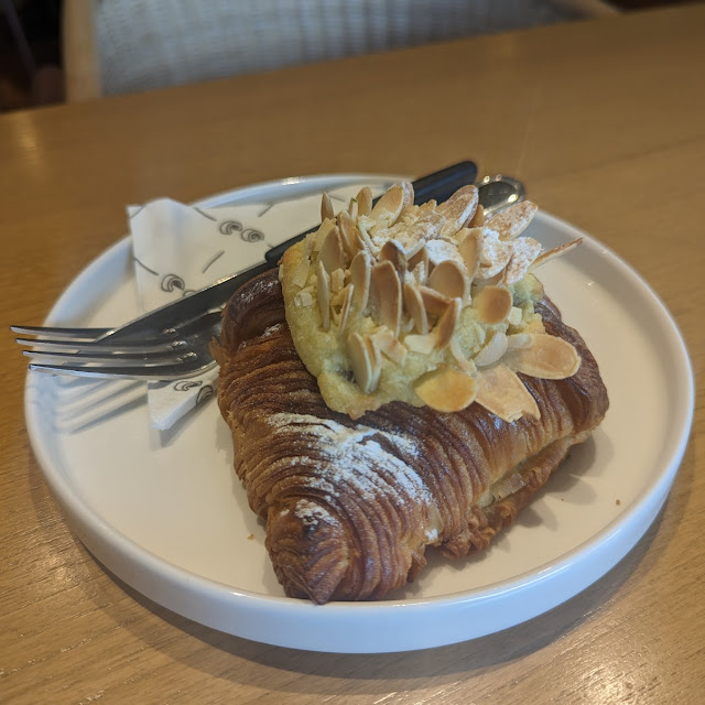 Almond Croissant
