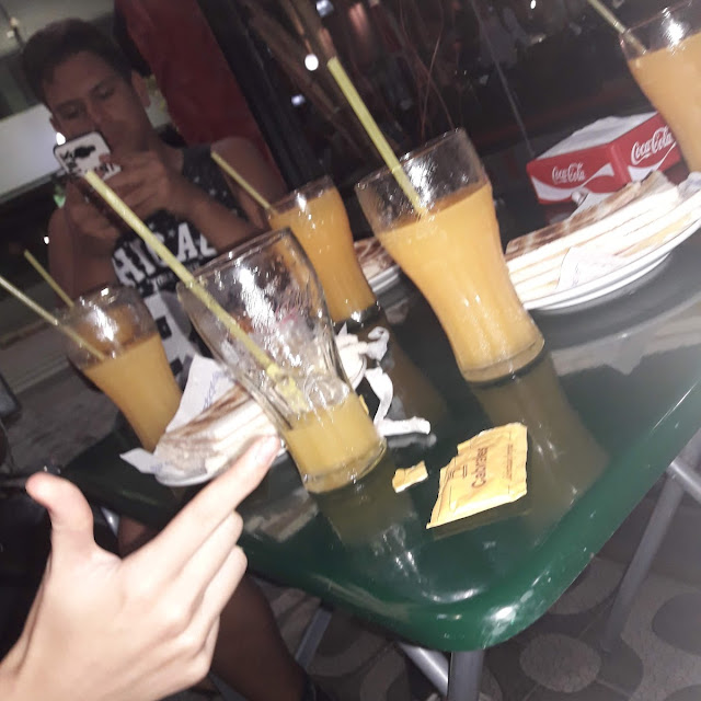 Jugo de Naranja Con Tostados