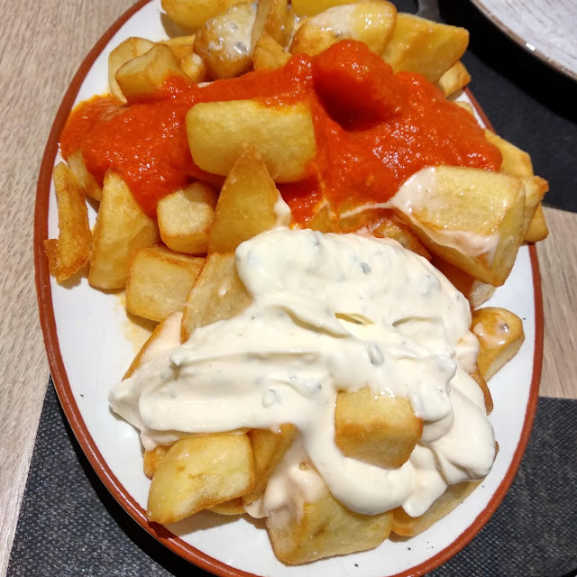 Patatas 3 Salsas