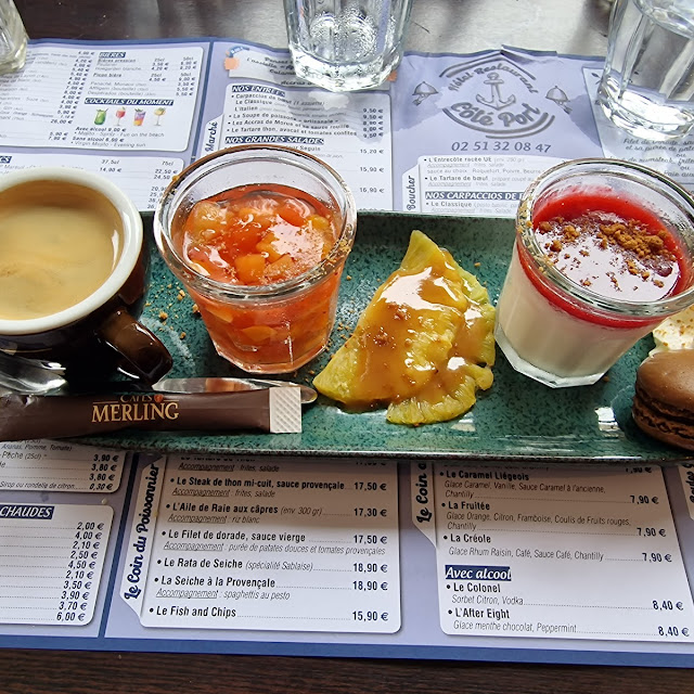 Café Gourmand