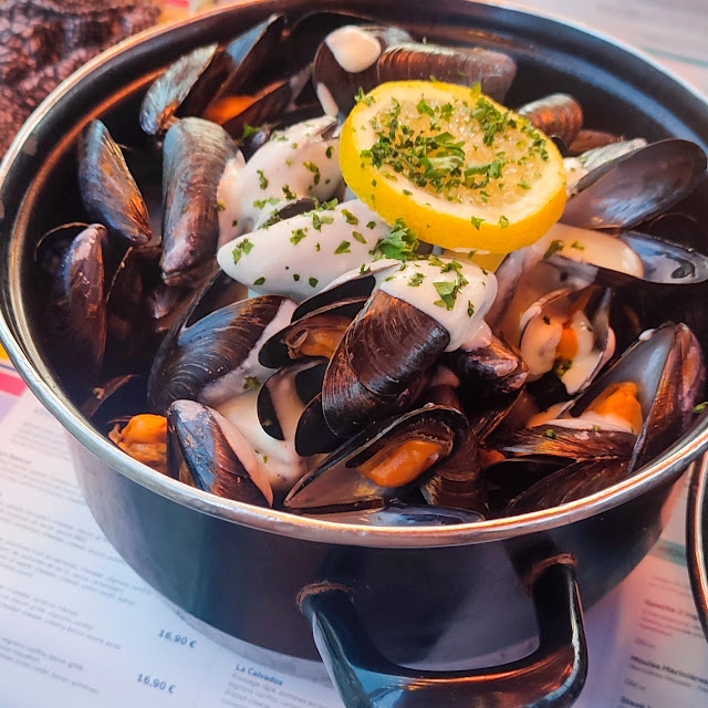 Moules Frites Normandes